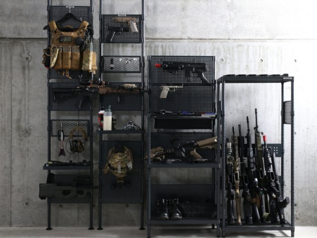 サバゲ沼の住人へおくる、専用什器シリーズ。 ハンドガン・ライフル、装備のディスプレイ収納ラック発売。